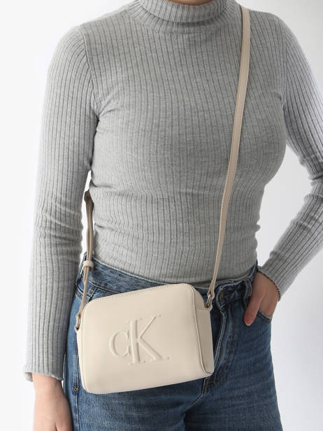 Sac Bandoulière Sculpted Calvin klein jeans Beige sculpted K612726 vue secondaire 1