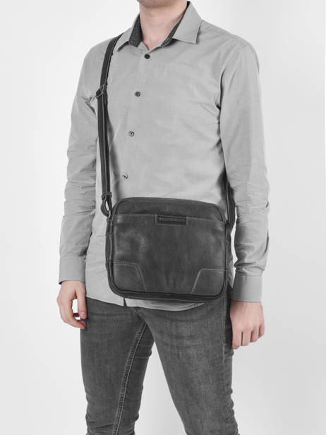 Sac Bandouliere Joseph Cuir Arthur & aston Noir marco 10 vue secondaire 1